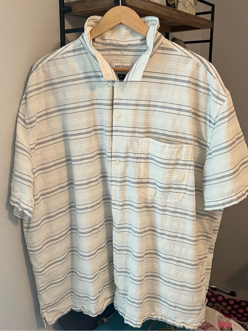 American Eagle Poolside Button up XXL
